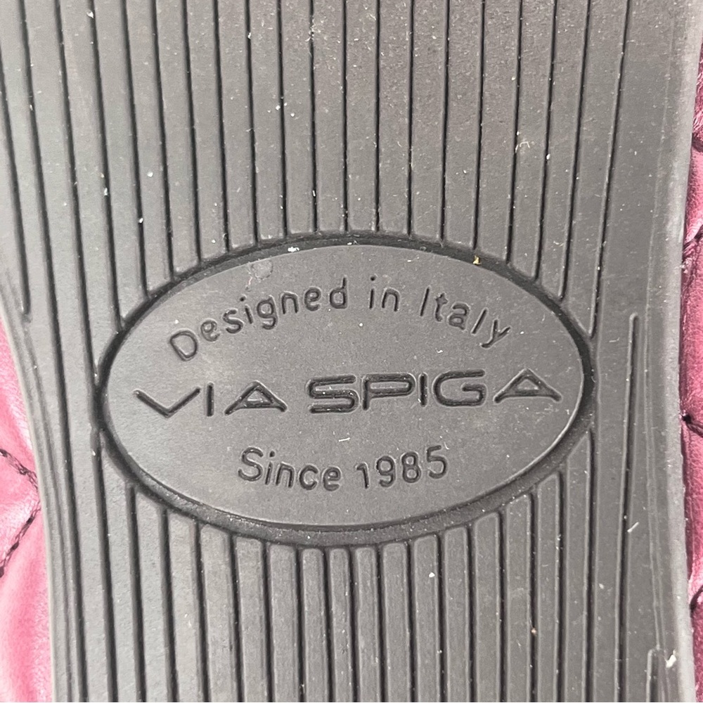 Via Spiga Shoes Ballet Flats Size 8.5 Burgundy Red Quilted Silver Grommets - Picture 14 of 16